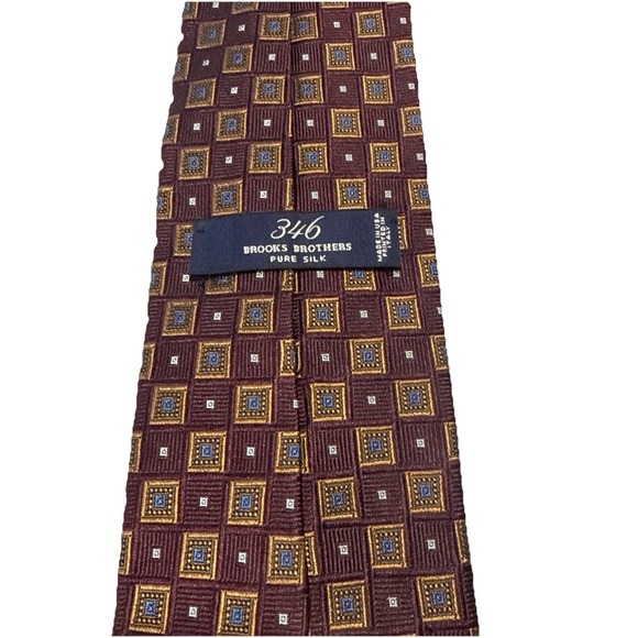 Brooks Brothers 346 Pure Silk Burgundy/Gold Checked Geometric Tie - Picture 3 of 3